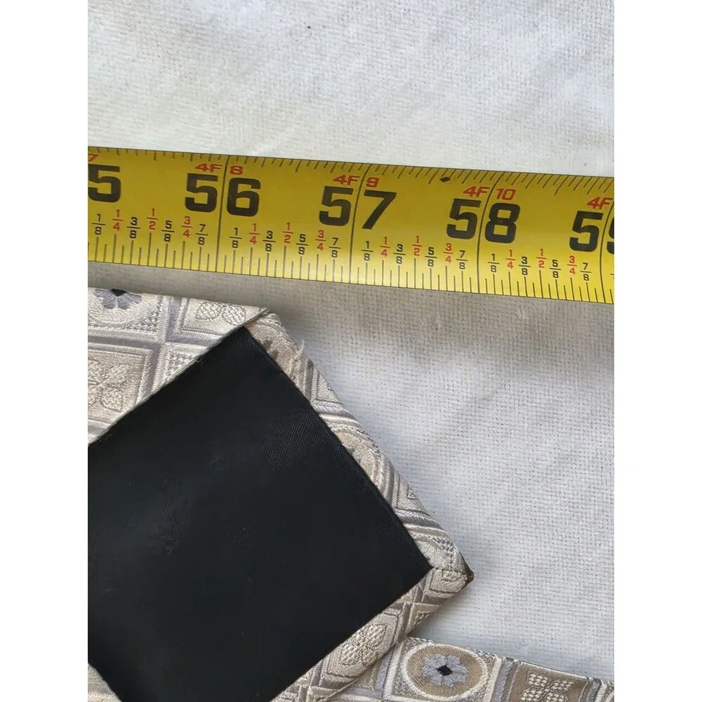 Courage Silver & Grey Geometric Medallion Jacquard Silk Necktie